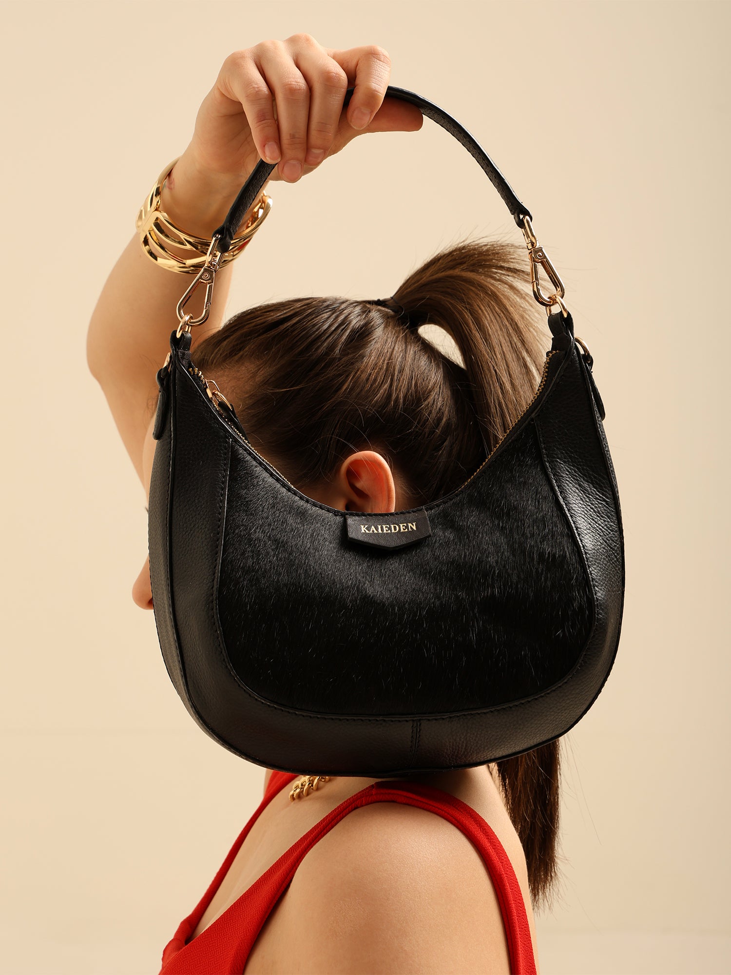 The Noir Pony Hobo