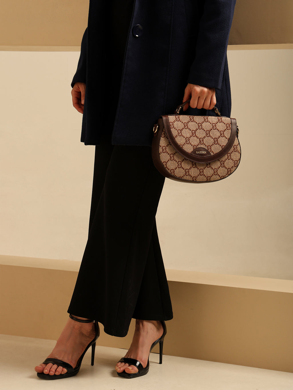 The Heritage Saddle Crossbody