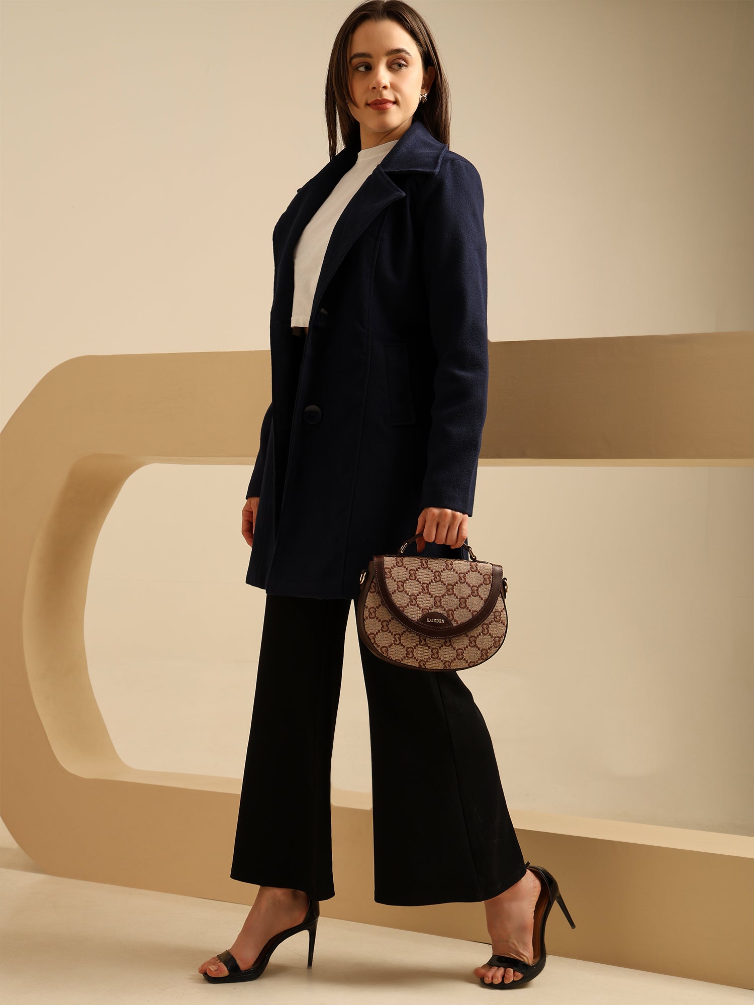 The Heritage Saddle Crossbody