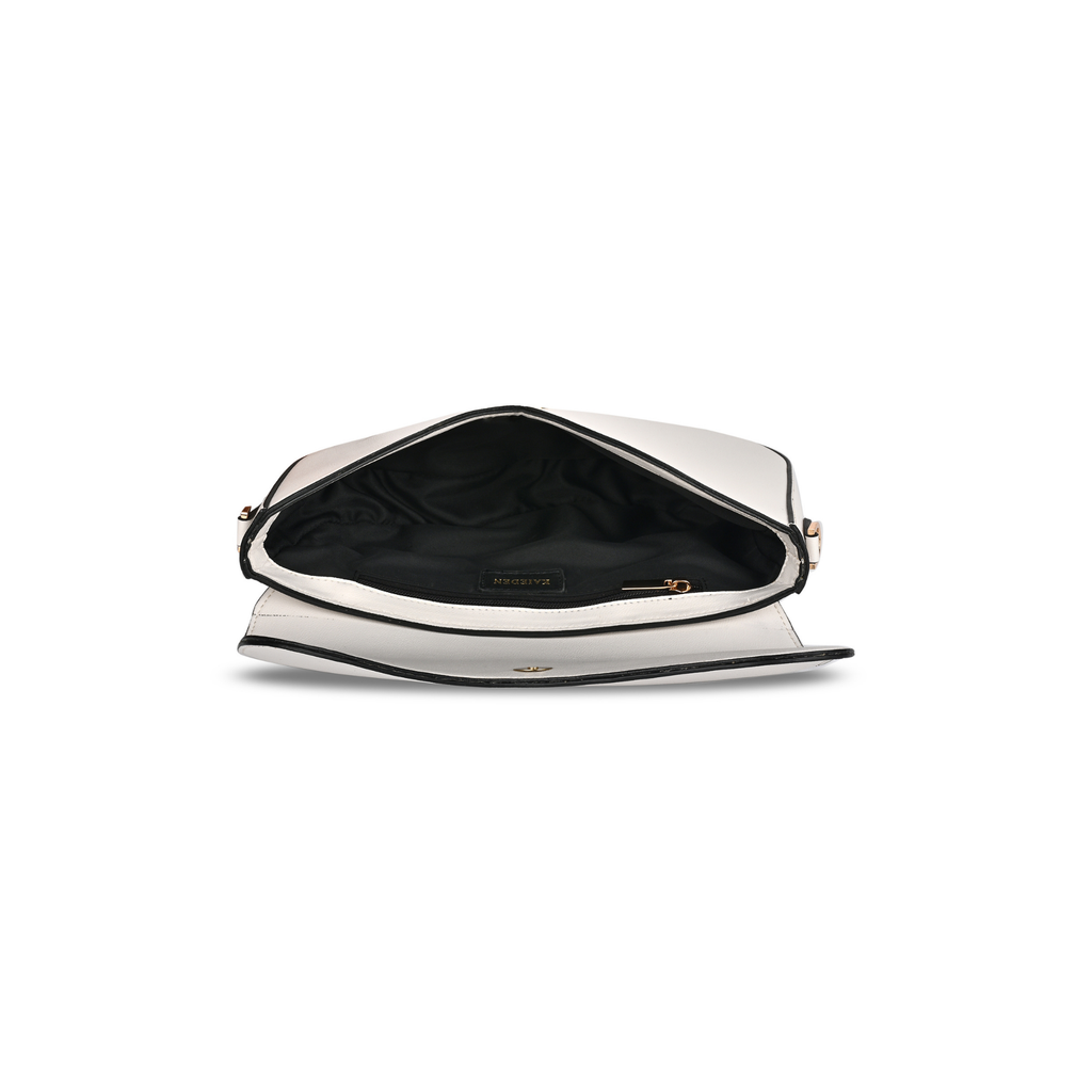 The Blanc Saddle Flap