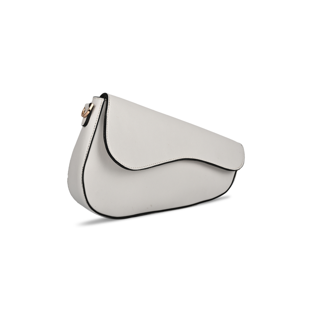 The Blanc Saddle Flap