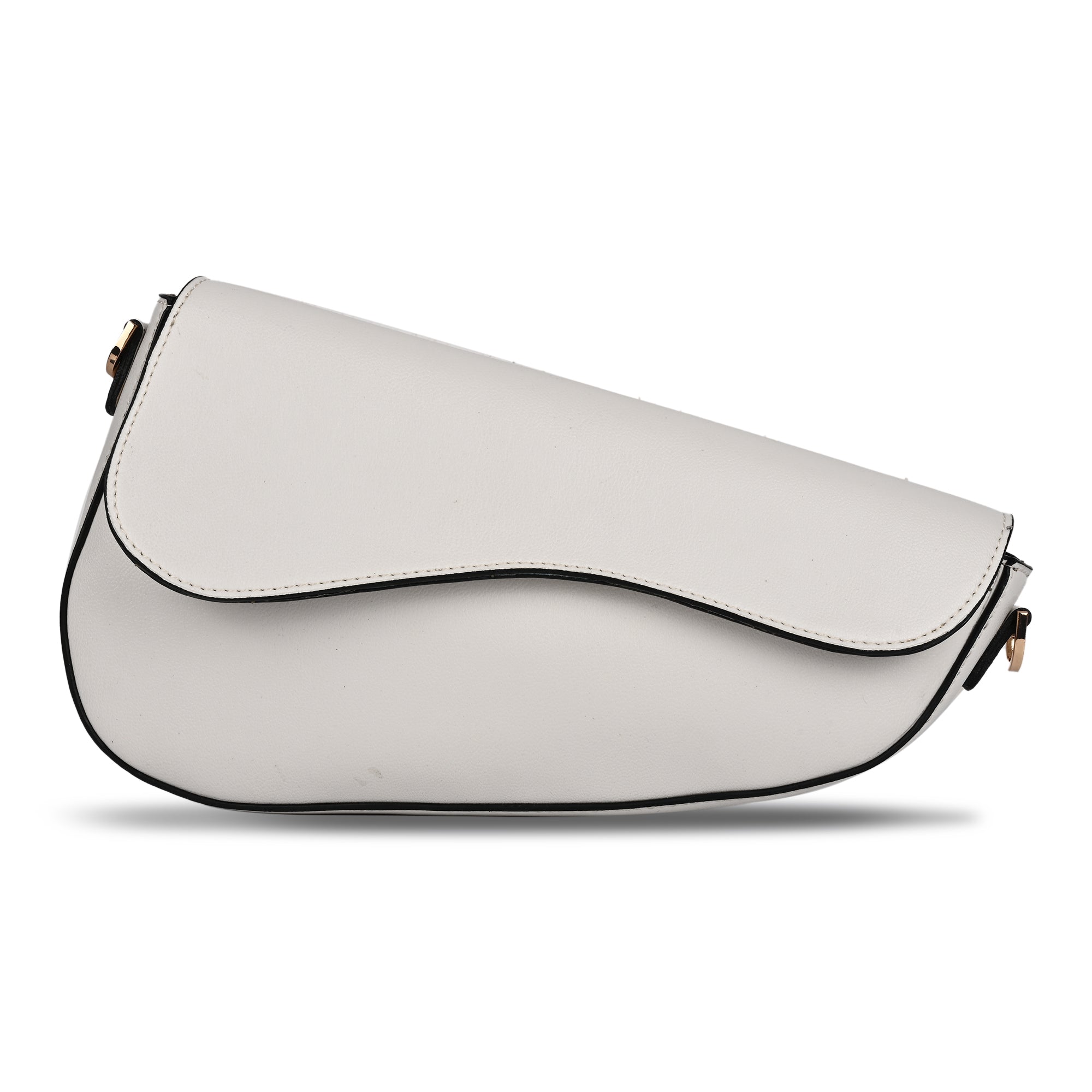 The Blanc Saddle Flap