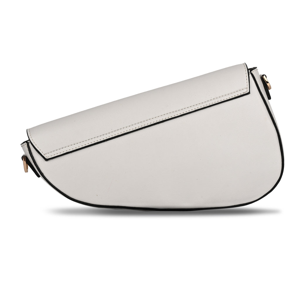 The Blanc Saddle Flap